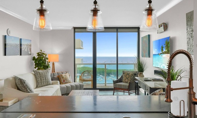 Coconut Grove Apartment | Sight of SAIL Boats! Tranquil 1/1.5 Coconut Grove