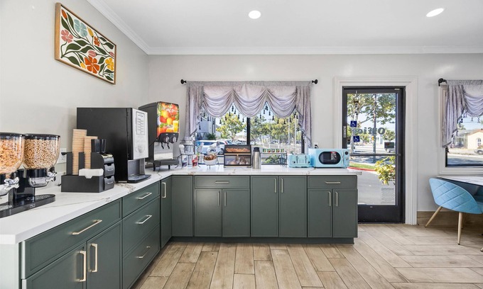 San Jose Hotel | Signature Inn San Jose