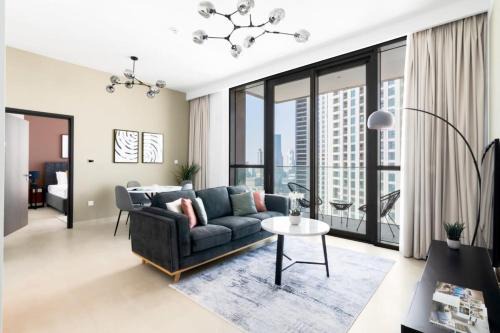 Bur Dubai Apartment | Silkhaus luxury building high floor 1BDR in Downtown