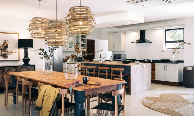 Thorny Bush Game Reserve Cabin | Simbavati Homestead