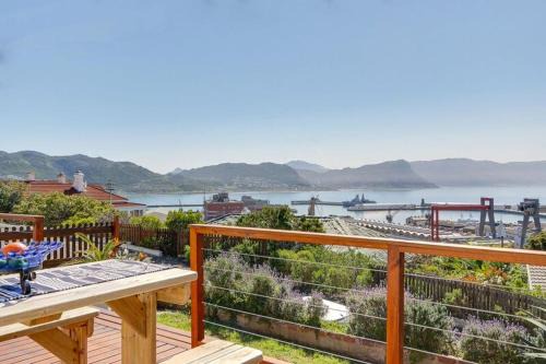 Simon's Town House | Simon's Town Lodge