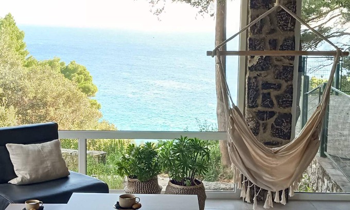 Glyfada Hotel | Simple stays and soulful experiences in charming Corfu