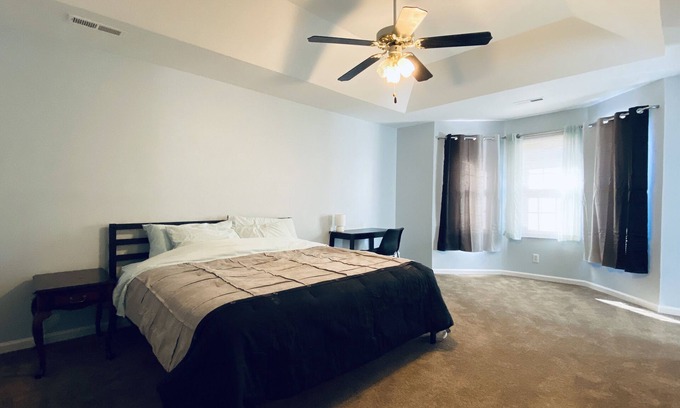 Simpsonville House | Simpsonville House 3B 2.5B Safe and Convenient