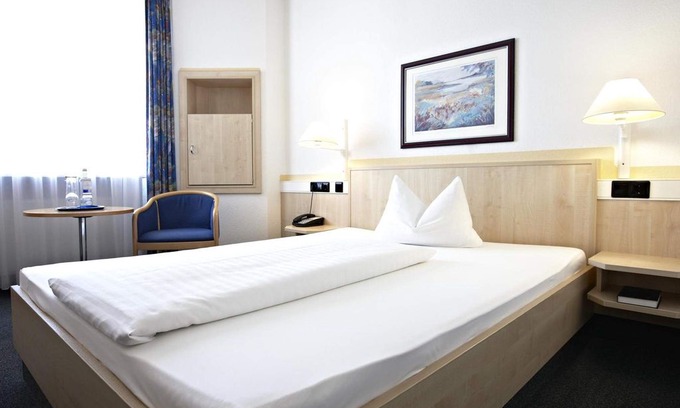 Erfurt Old Town Hotel | Single Room - Intercity Hotel Erfurt