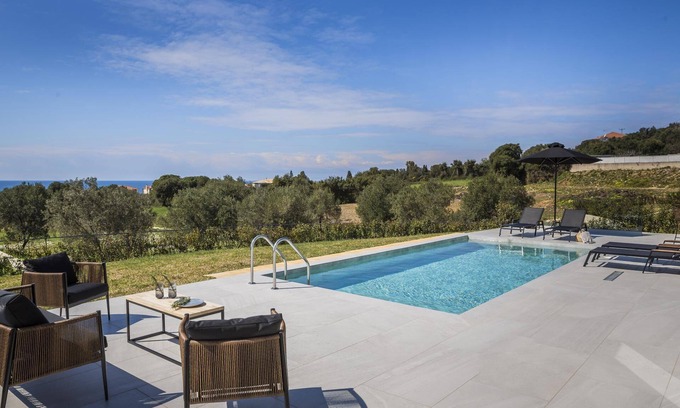 Sarlata Villa | Single-Storey Contemporary Villa, A/C, Private Pool and Panoramic Sea Views - 10 mins to Beaches