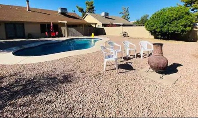 Maryvale Village House | Single story pool home with large backyard. Fully remodeled & centrally located.