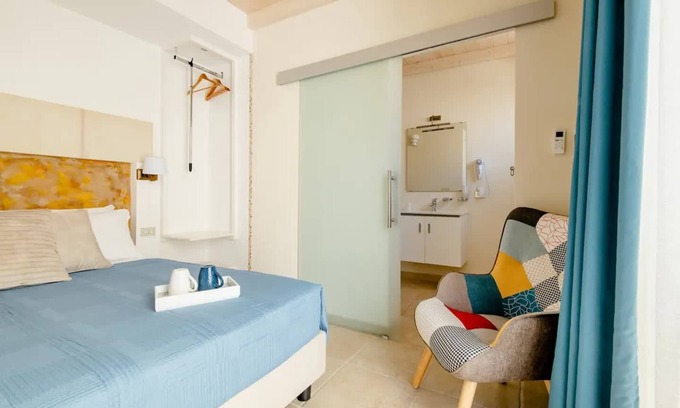 Tuglie Bed & Breakfast | Sirocco Suite with private terrace