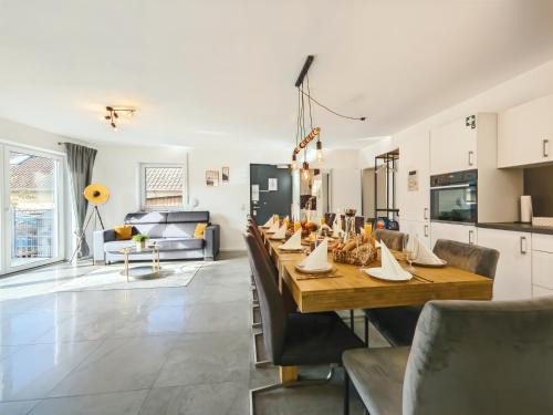Dinkelsbuehl Apartment | Sisi & Franz für bis zu 12- Familien, Gruppen, Firmen