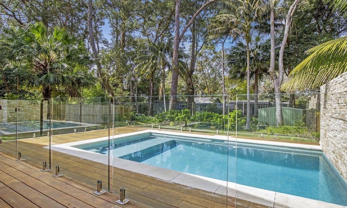 Pearl Beach House | Sister Bay by HolidayCo.