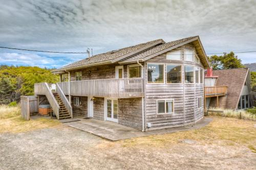 Manzanita House | Sitka House MCA 1354