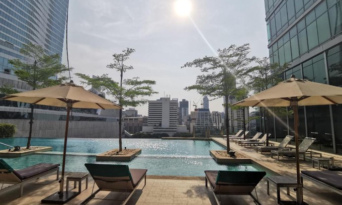 Ploenchit Hotel | Sivatel Bangkok Hotel