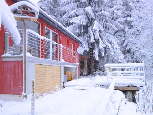 Schnett House | Ski & Hiking Forest Stay