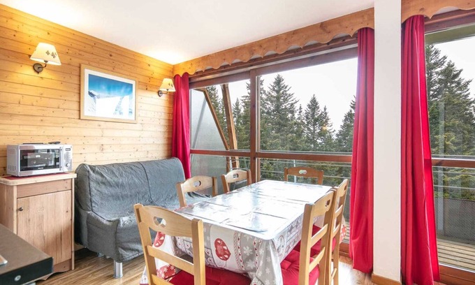 Chamrousse Apartment | Ski-In Apartment in Chamrousse