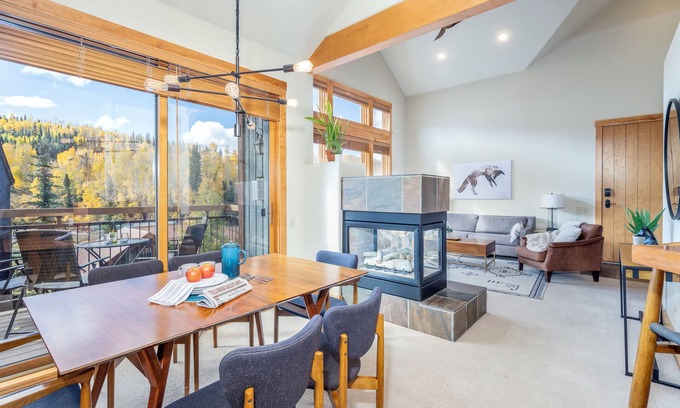 Mountain Village Condo | Ski In/Out/LIfts 1&10 steps awayTRUE 2BR/2BA+LOFT+ATTACHED HEATED GARAGE+Balcony