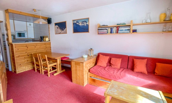 Val Claret Apartment | Ski-In/Ski-Out Apartment with Balcony in Tignes Val Claret