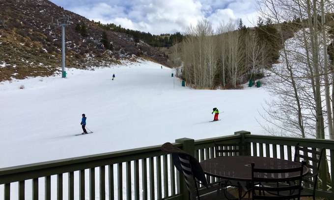 Edwards House | Ski in/Ski Out Home on Beaver Creek Mountain. Excellent Location.