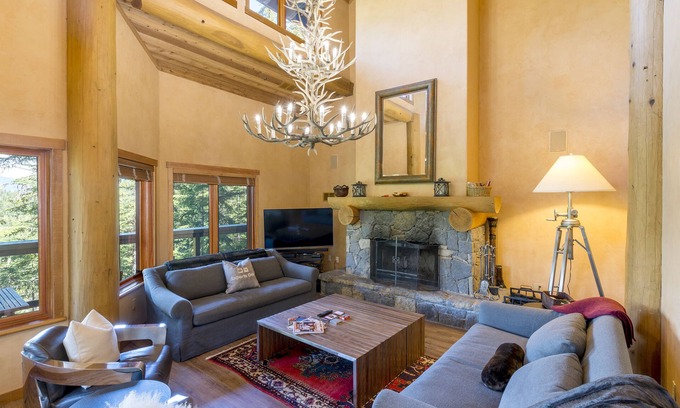 Nordic Estates House | Ski-In/Ski-Out Luxury Home on Whistler Mountain