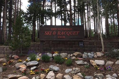 Warrior's Mark House | Ski & Racquet #103-C - Access to Indoor Pool, Hot Tubs and Town Shuttle