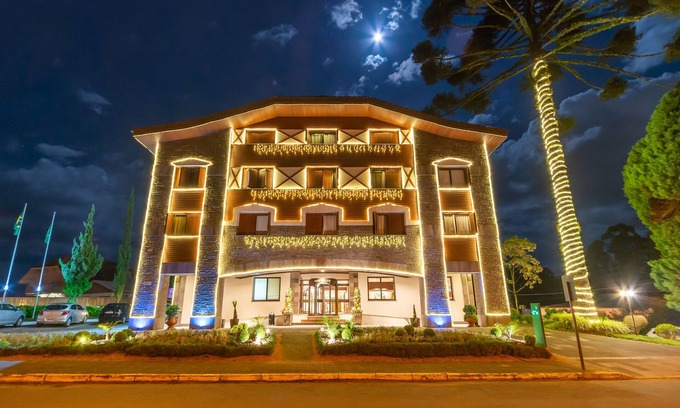 C A I C Hotel | Sky Borges Hotel Alpenhaus