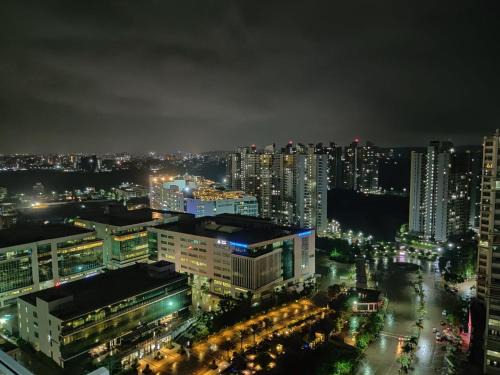 Phase 1 Apartment | SKY HIGH AT BLUE RIDGE 22ND FLOOR