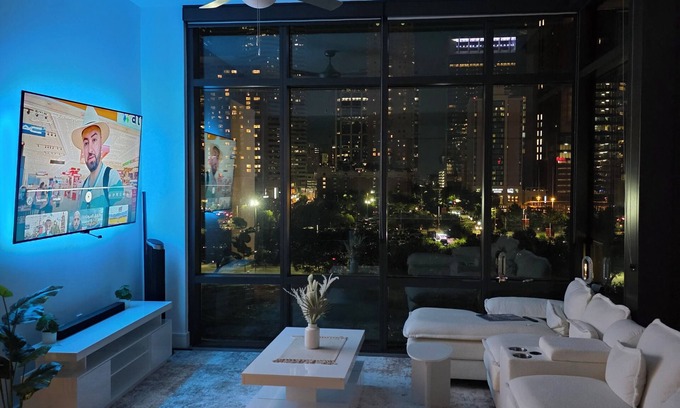 Central Business District Apartment | Skyline Bliss - Luxury Stay by Toyota Center