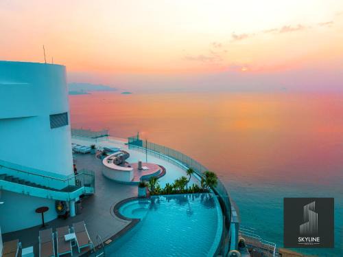 Tran Phu Beach Hotel | SKYLINE PEARL BEACH five-stars Hotel & Residences