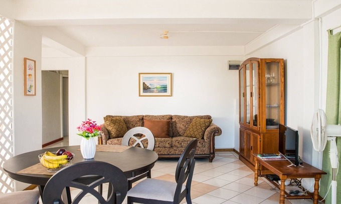 Gate Park Apartment | Skylite- Cozy Private Apartment, In A Secure Setting, Near Golf, Town and Beach
