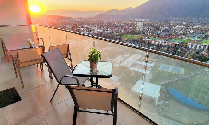 Apoquindo Apartment | SkyView Andes & Manquehue - Apt 36th Floor - Las Condes, Chile