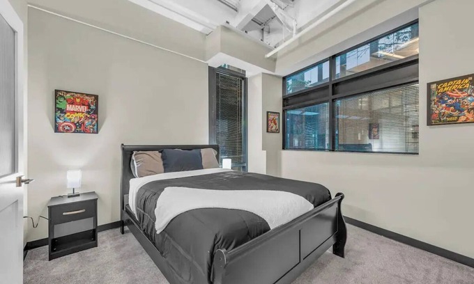 Waldron Apartment | Sleek, modern loft minutes from Airport, FAST Wifi