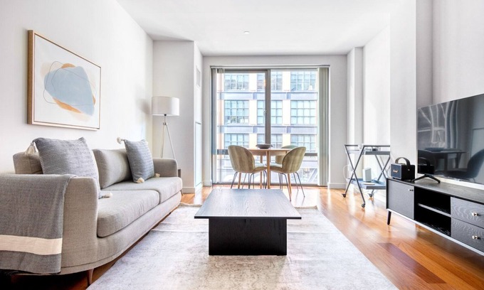 West End Apartment | Sleek North Station 1BR w/W/D & Gym, near TD Garden, by Blueground