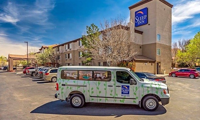 Victory Hills Hotel | Sleep Inn Airport