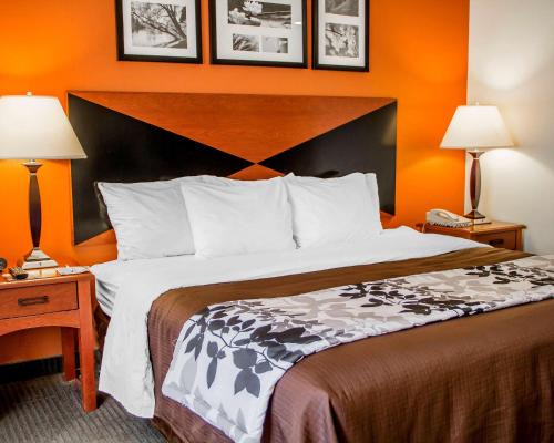 Helm Farm Hotel | Sleep Inn & Suites Oklahoma City Northwest