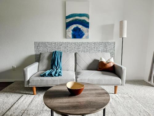 Windsor Park Apartment | Sleepover 1BD 1BA Austin TX Apartments