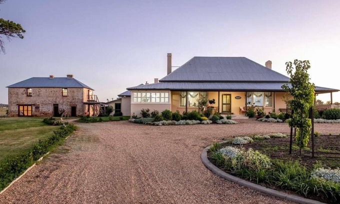 Brewongle Other | Sleeps 30 historical accommodation, small events,Country escape 2.5 hr to Sydney