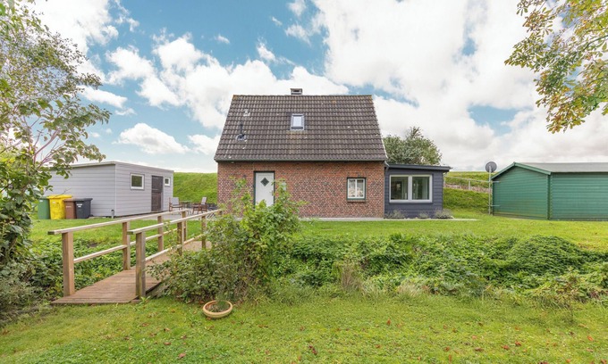 Nordstrand House | Small cottage on Nordstrand for individualists