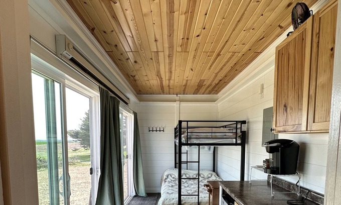 Viroqua Cabin | Small cozy cabin near Public fishing and hunting grounds