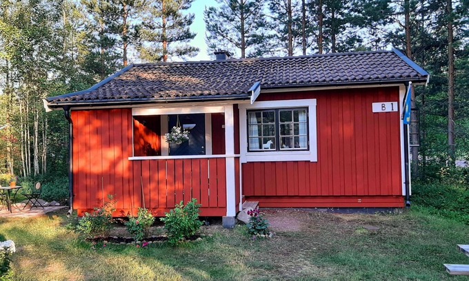 Dalarna House | Small Dala hut on a natural plot