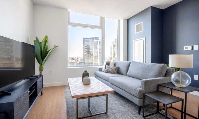 Chinatown Apartment | Smart Downtown 1BR w/W/D in unit, Gym, Doorman, near South Station, by Blueground