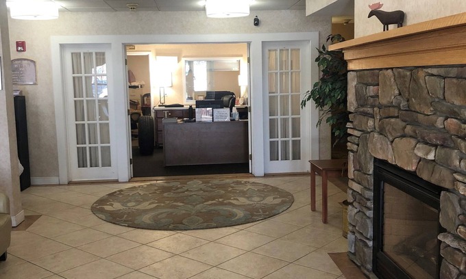 South Burlington Hotel | Smart Suites on the Hill