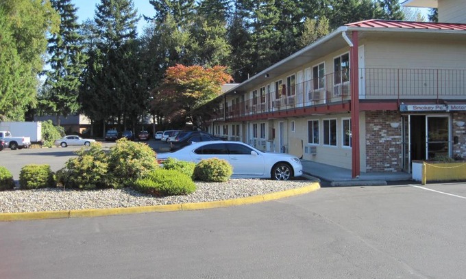 Arlington Hotel | Smokey Point Motor Inn