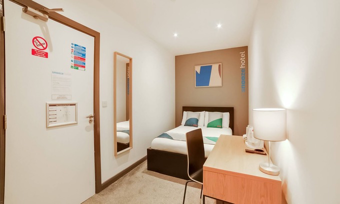 Corby Hotel | Snooze Hotel