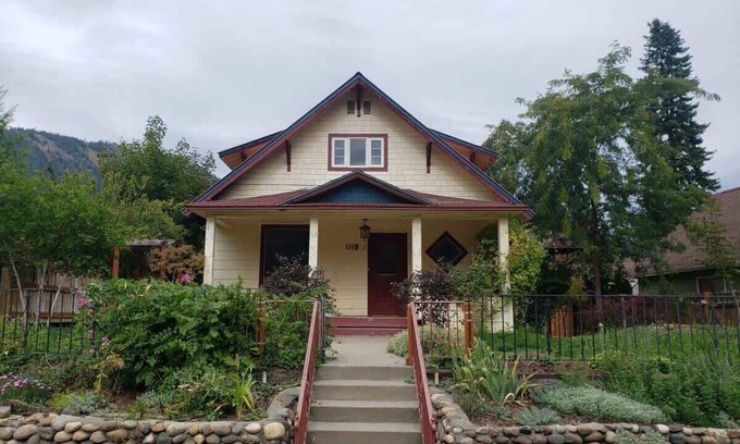 Leavenworth Hotel | Snowcreek Suite BnB - Fir - Hot Tub