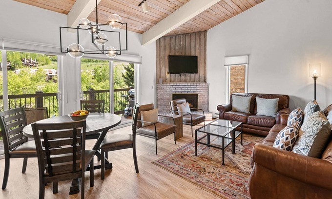 Snowmass Village Condo | Snowmass Mtn Views! Updated Decor, Balcony w/Stunning Views, Pool/Hot Tub, Gas FP, W/D & Shuttle