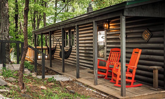 Fancy Gap Cabin | Soak In the Hot Tub @ County Top Cabin - Near I-77 & the Blue Ridge Parkway