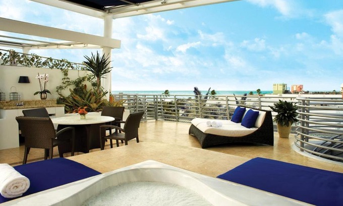 South Beach Apartment | SoBe Ocean Drive Suites