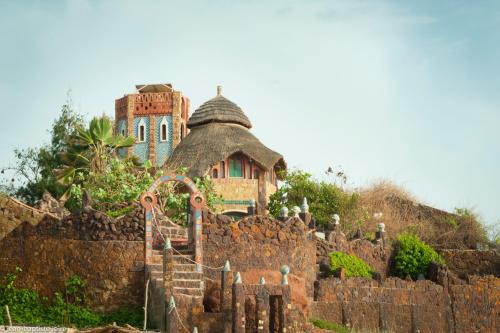 Toubab Dialao House | Sobo Bade
