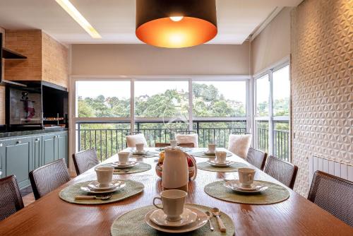 Vila Inglesa Apartment | Sofisticado apto em localização privilegiada Comodidade e lazer ao lado do Centrinho do Capivari