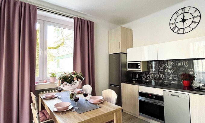 Baluty Apartment | Soft Light Lumina Apartment with balcony