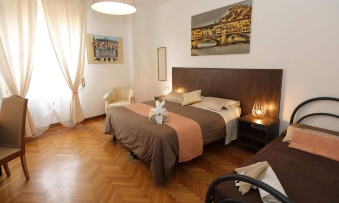 Santa Maria Novella Bed & Breakfast | Soggiorno La Coccinella - Room in the Historical District
