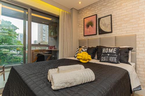 Brooklin Paulista Apartment | Solenn Studio - Varanda, Vaga e Ar no Brooklin
